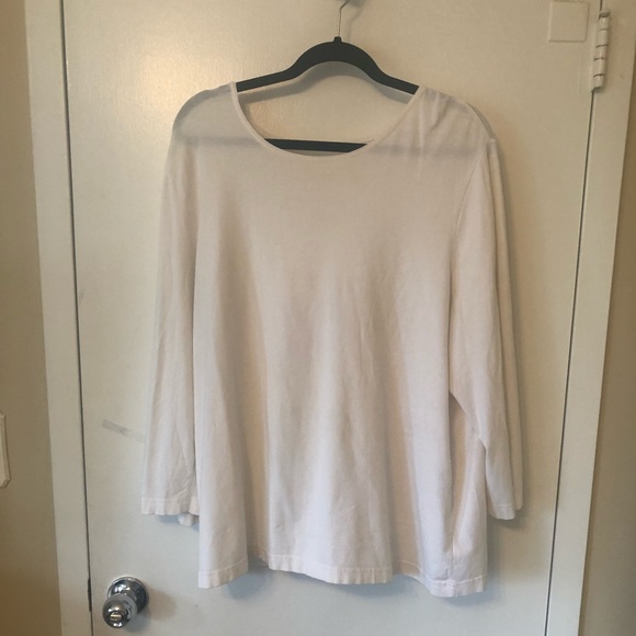 White plus size top - Picture 1 of 1